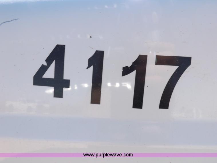 image for item K3101 2005 Ford F250 Super Duty XL Crew Cab pickup truck