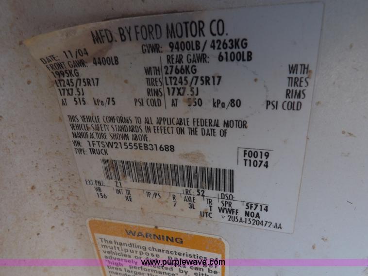 image for item K3101 2005 Ford F250 Super Duty XL Crew Cab pickup truck