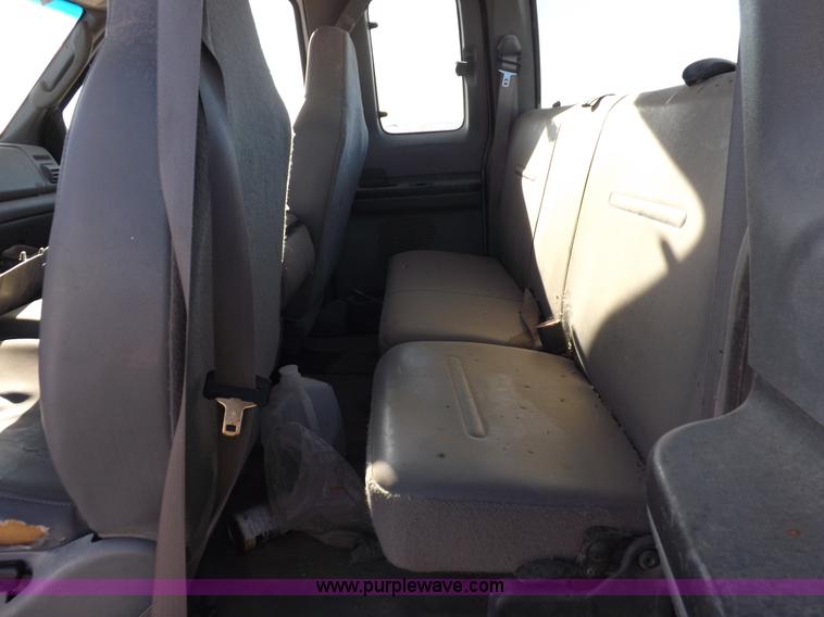 image for item K3102 2007 Ford F250 Super Duty XL SuperCab pickup truck