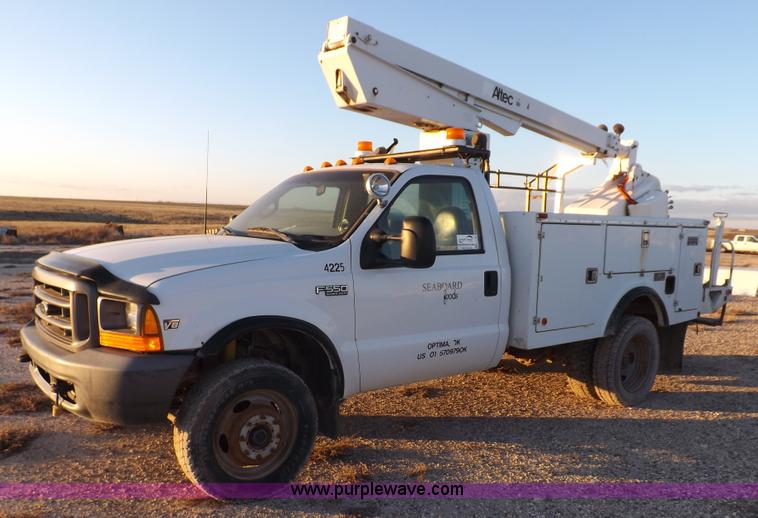 image for item K3103 1999 Ford F550 Super Duty service truck