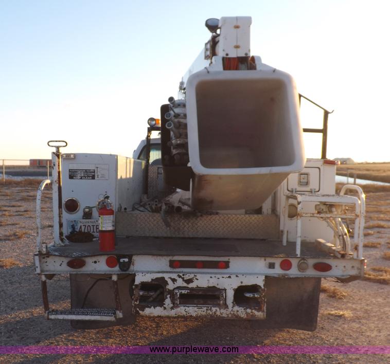 image for item K3103 1999 Ford F550 Super Duty service truck