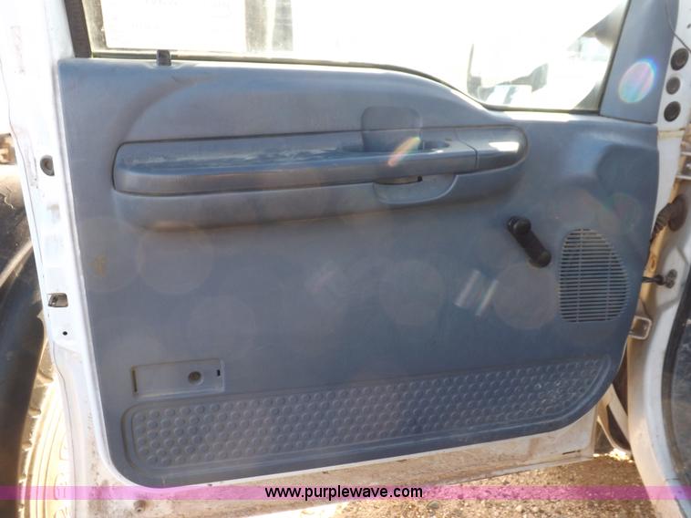 image for item K3103 1999 Ford F550 Super Duty service truck