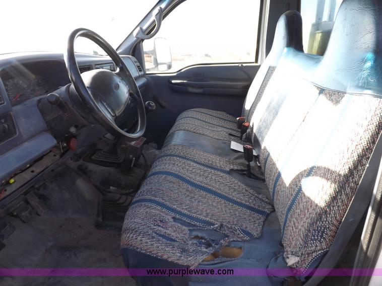 image for item K3103 1999 Ford F550 Super Duty service truck