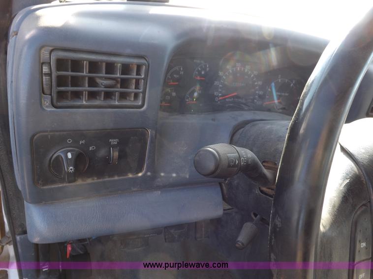 image for item K3103 1999 Ford F550 Super Duty service truck