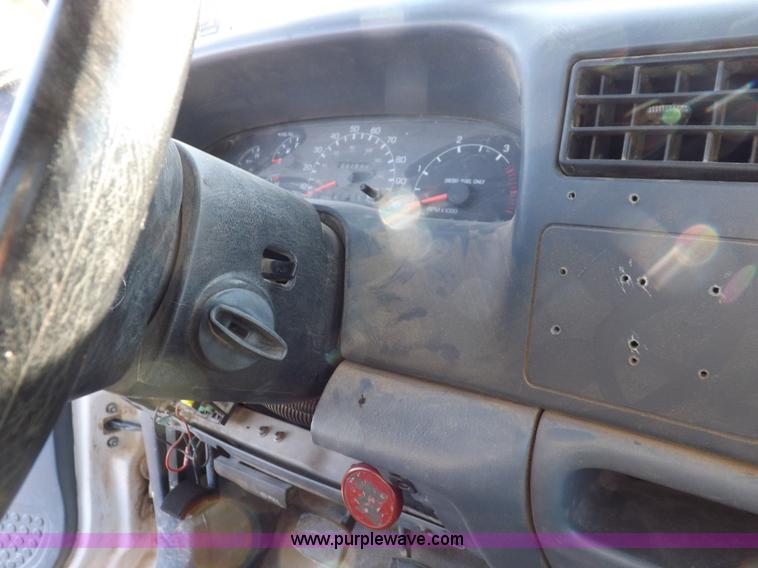 image for item K3103 1999 Ford F550 Super Duty service truck