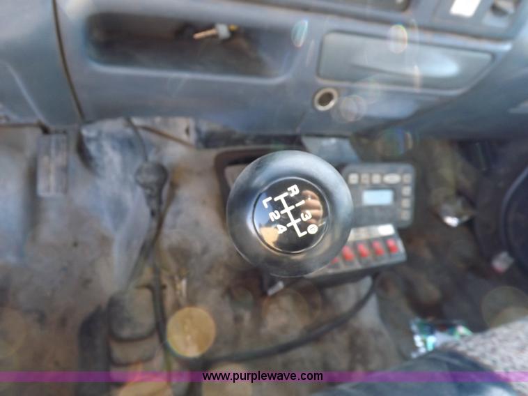 image for item K3103 1999 Ford F550 Super Duty service truck