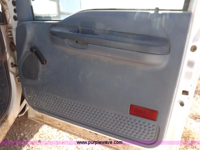 image for item K3103 1999 Ford F550 Super Duty service truck