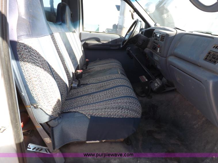 image for item K3103 1999 Ford F550 Super Duty service truck