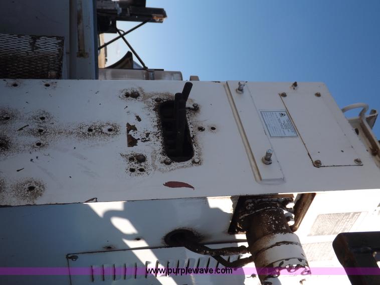 image for item K3103 1999 Ford F550 Super Duty service truck