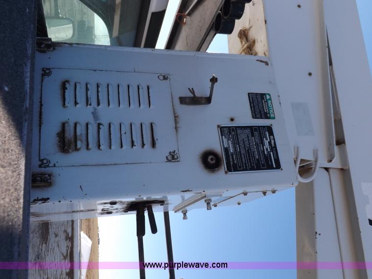 image for item K3103 1999 Ford F550 Super Duty service truck