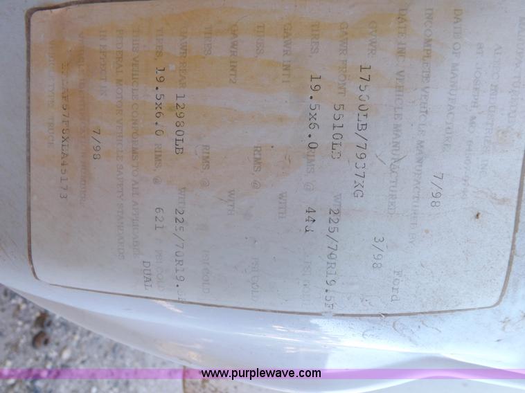 image for item K3103 1999 Ford F550 Super Duty service truck