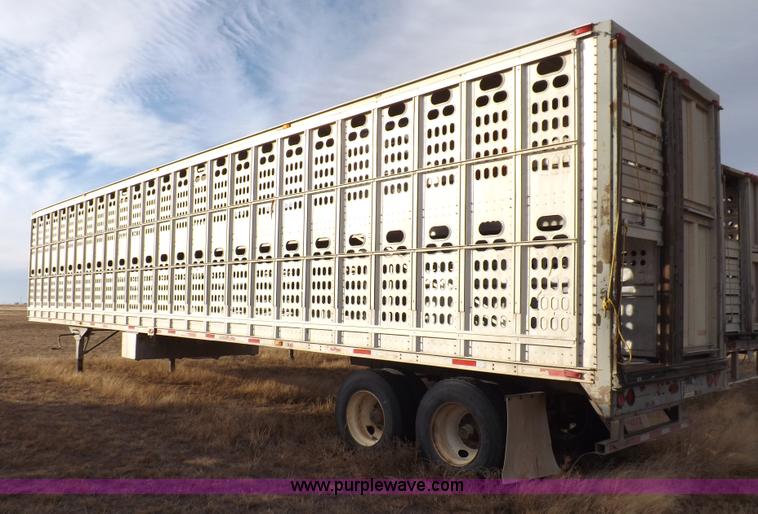 image for item K3104 1996 Barrett livestock trailer