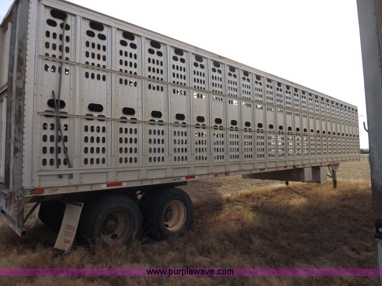 image for item K3104 1996 Barrett livestock trailer