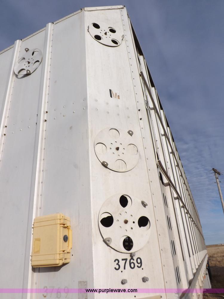 image for item K3104 1996 Barrett livestock trailer