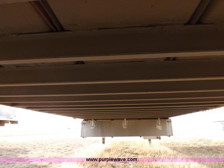 image for item K3104 1996 Barrett livestock trailer