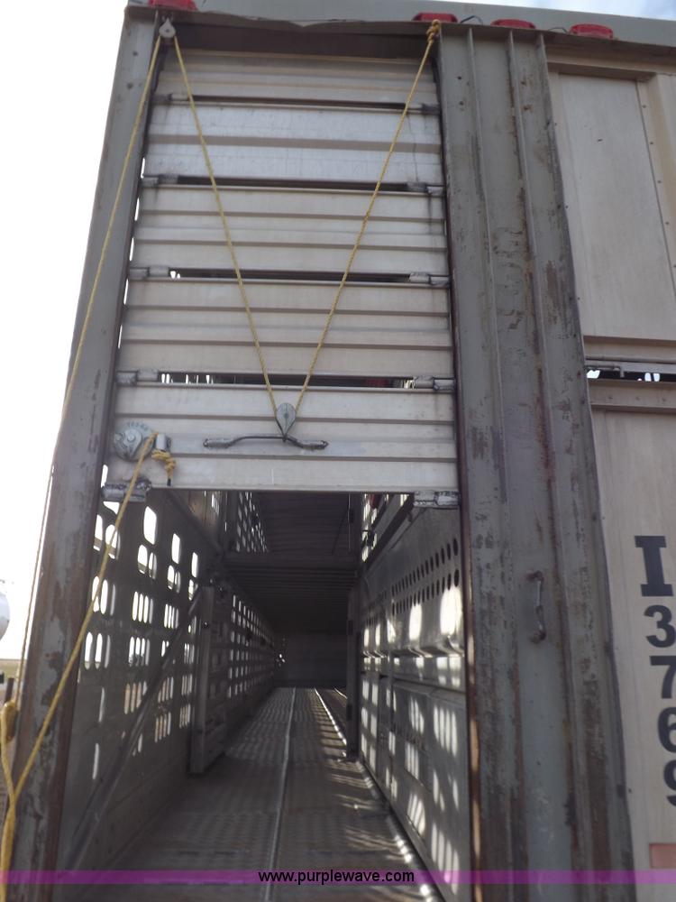 image for item K3104 1996 Barrett livestock trailer