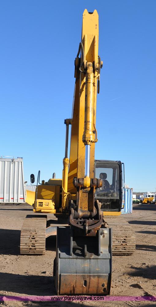 image for item F2172 1998 John Deere 230LC excavator