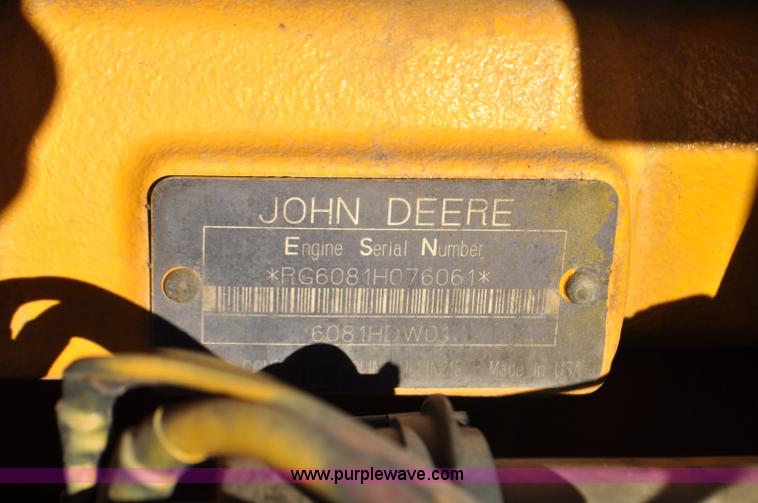 image for item F2174 1999 John Deere 772CH articulated motor grader