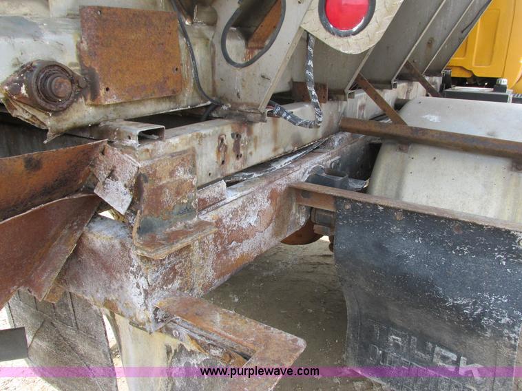image for item G8799 1991 Chevrolet Kodiak salt spreader truck