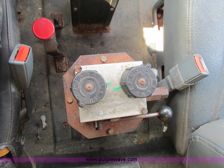 image for item G8799 1991 Chevrolet Kodiak salt spreader truck