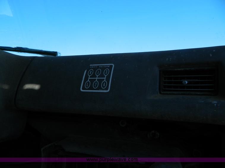 image for item H2278 1974 Ford 9000 dump truck