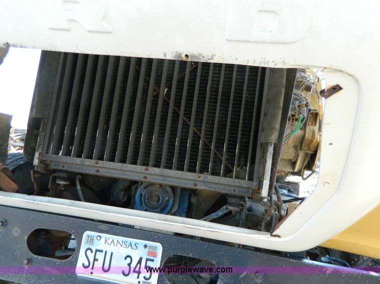 image for item H2278 1974 Ford 9000 dump truck