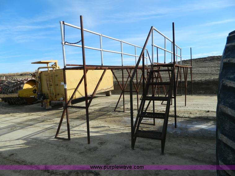 image for item H2286 (2) portable steel landing units