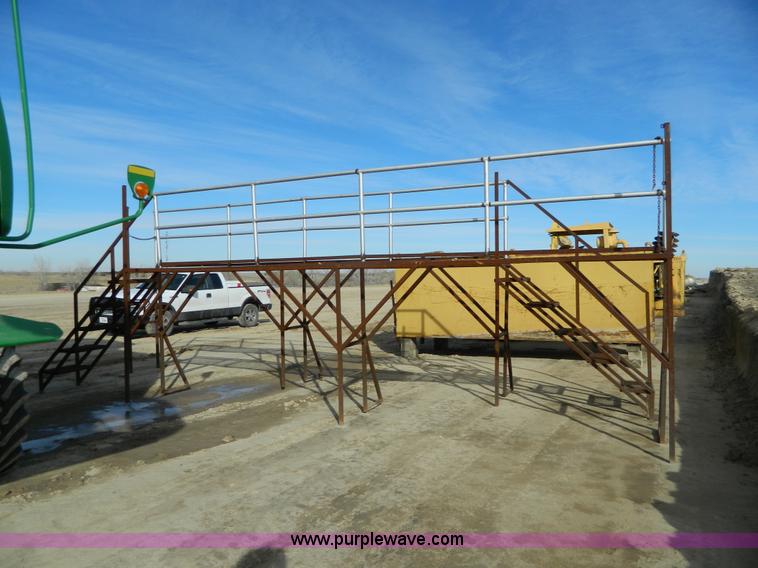 image for item H2286 (2) portable steel landing units