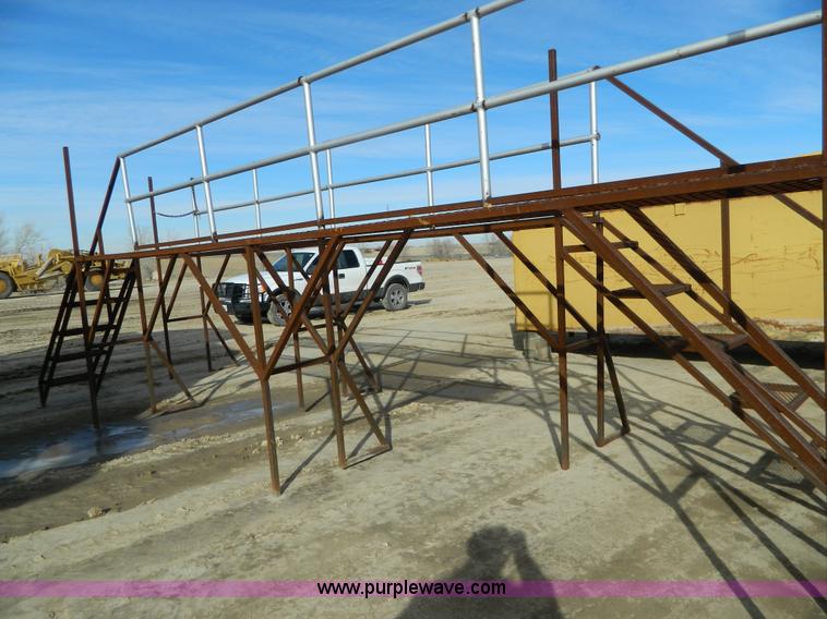 image for item H2286 (2) portable steel landing units