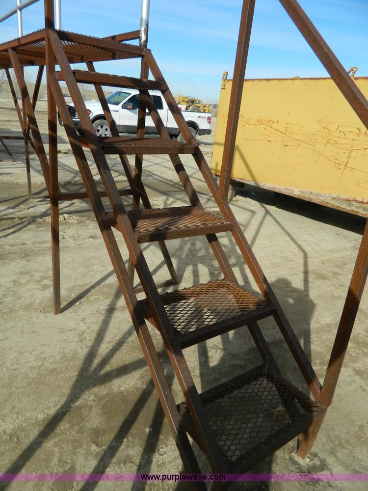 image for item H2286 (2) portable steel landing units