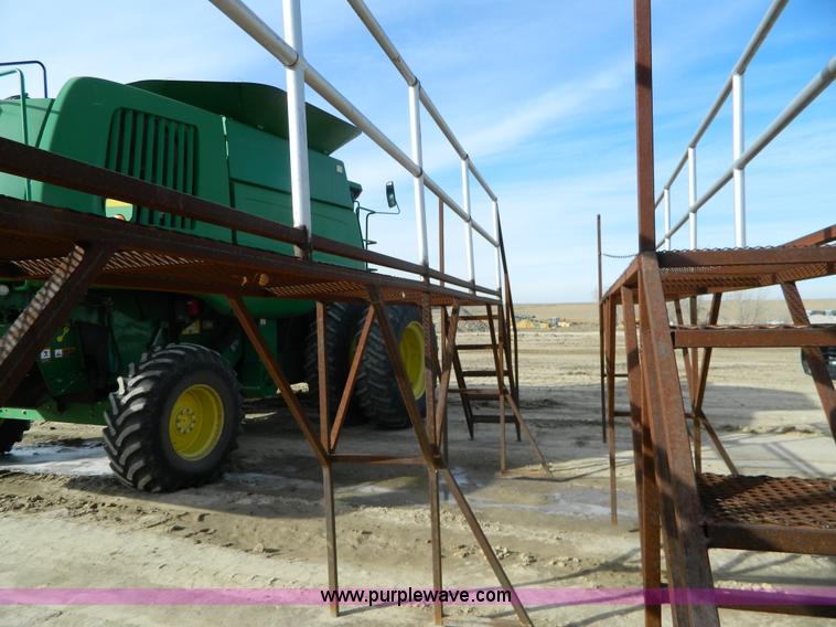 image for item H2286 (2) portable steel landing units