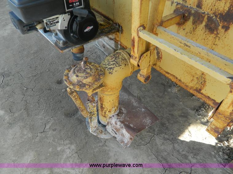 image for item H2287 Steel liquid tank