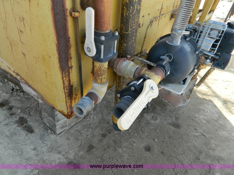 image for item H2287 Steel liquid tank