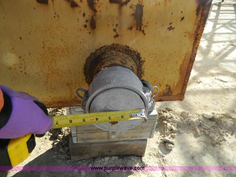 image for item H2287 Steel liquid tank