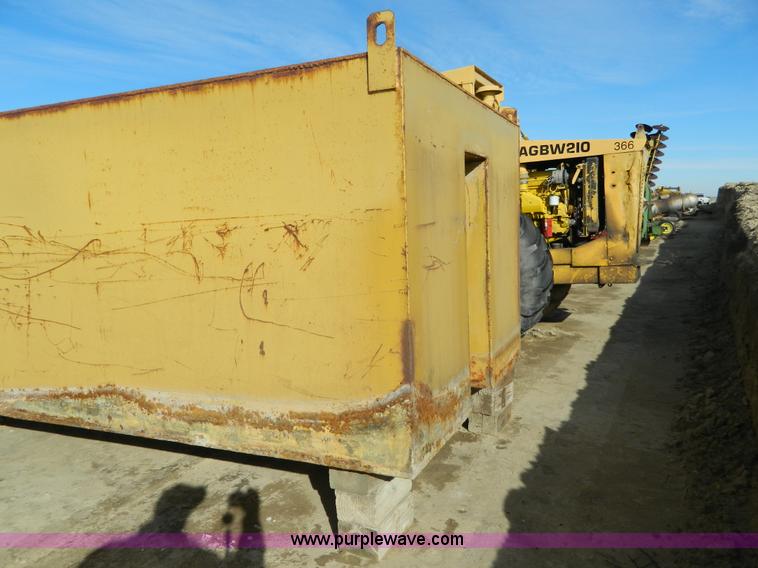 image for item H2287 Steel liquid tank