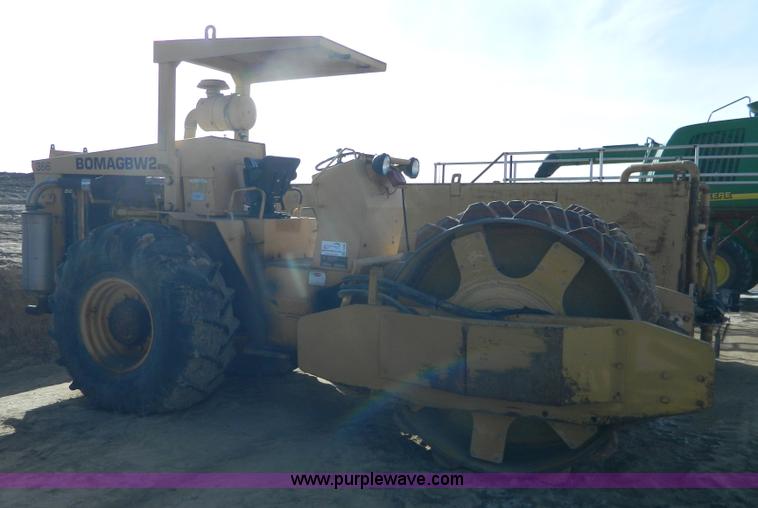 image for item H2288 1982 Bomag BW210PD vibratory compactor