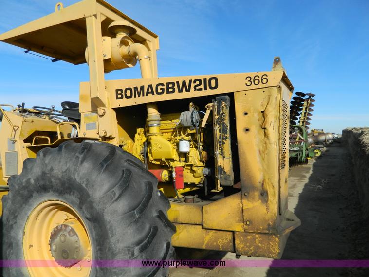 image for item H2288 1982 Bomag BW210PD vibratory compactor