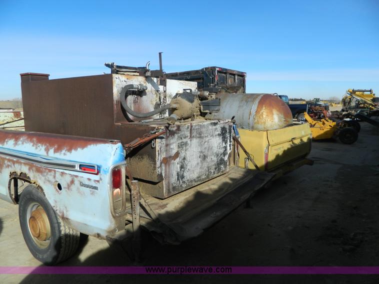 image for item H2296 Truck bed fuel tank