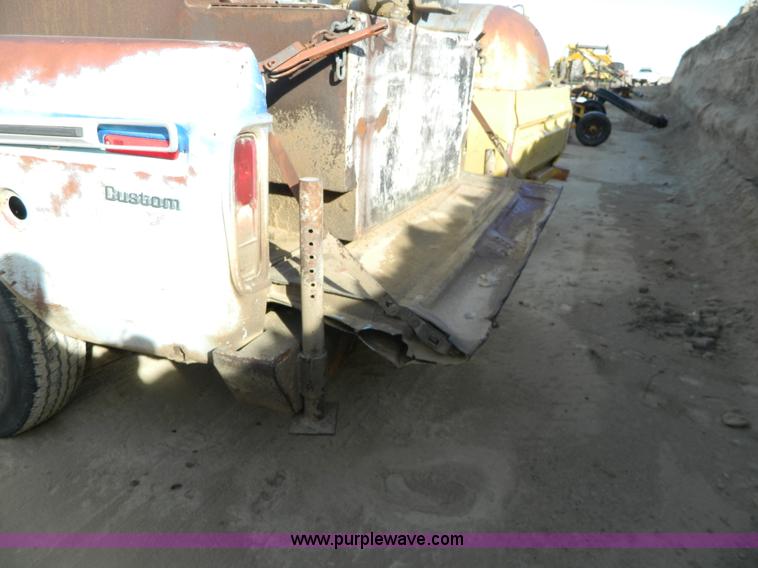 image for item H2296 Truck bed fuel tank