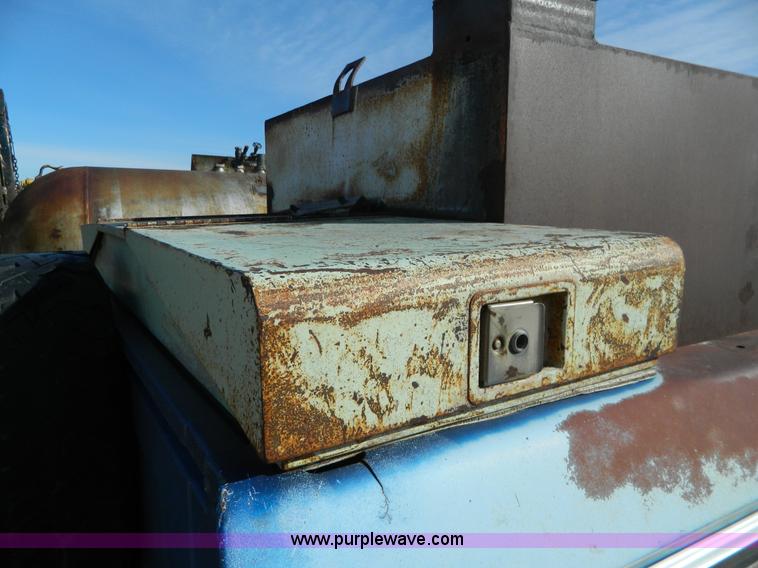 image for item H2296 Truck bed fuel tank