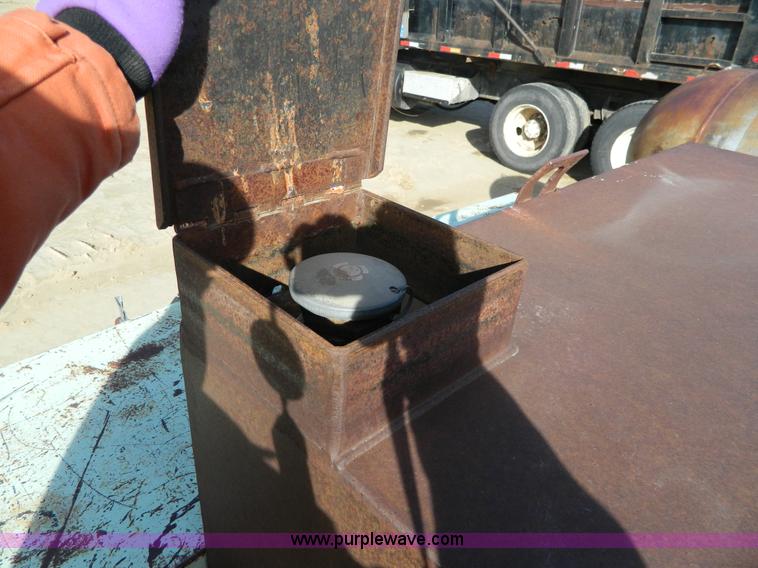 image for item H2296 Truck bed fuel tank