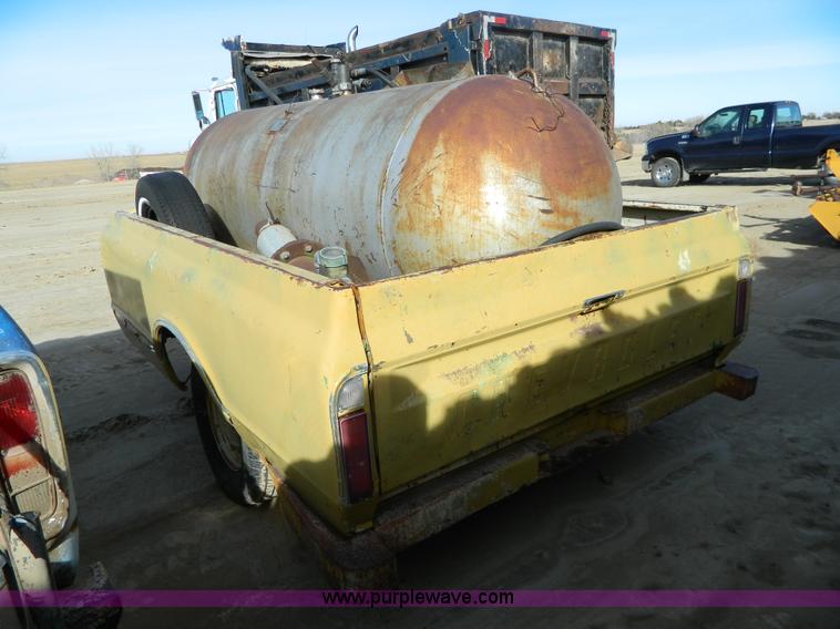 image for item H2297 500 gallon propane tank