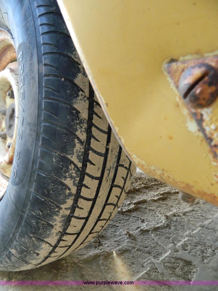 image for item H2297 500 gallon propane tank