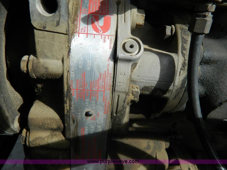 image for item H2298 1991 International F9370 dump truck