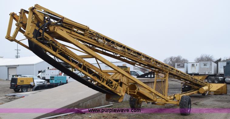image for item H9263 Morgan MP56 self-propelled conveyor system