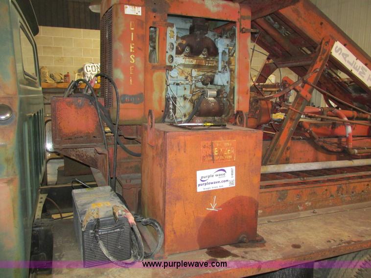 image for item I4087 Salem Tool Co. McCarthy auger boring machine