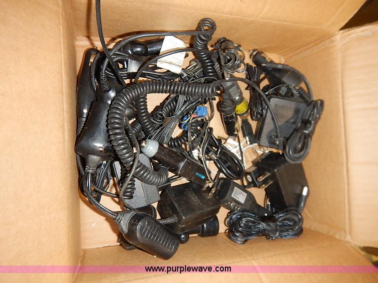 image for item AV9602 Assorted electronics