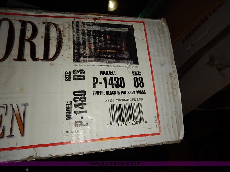 image for item AV9604 (2) Stratford glass fire screens