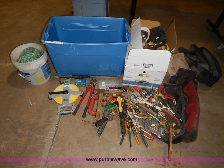 image for item AV9610 Assorted tools