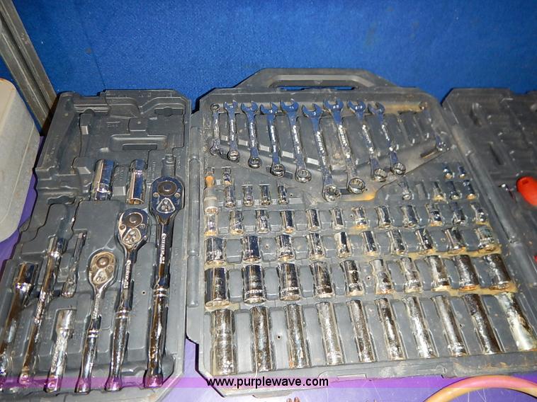 image for item AV9617 Asssorted tools